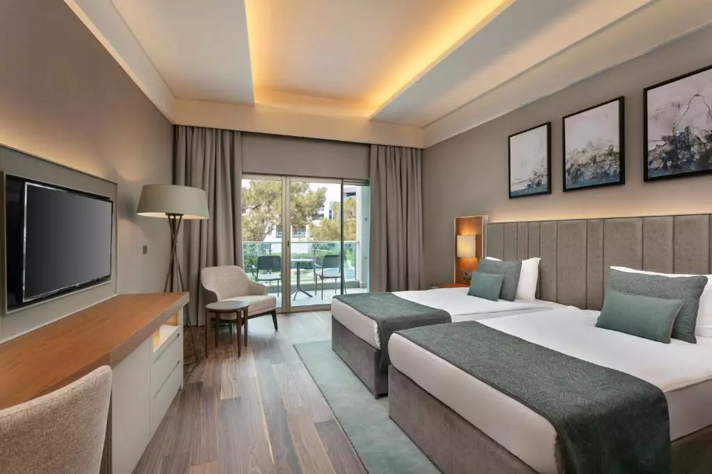 RIXOS SUNGATE